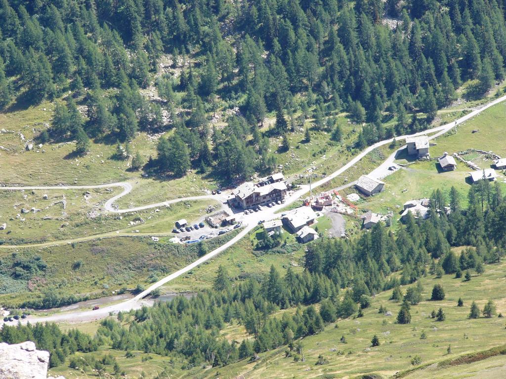 Baita La Jolie Bergere Ла-Саль Экстерьер фото